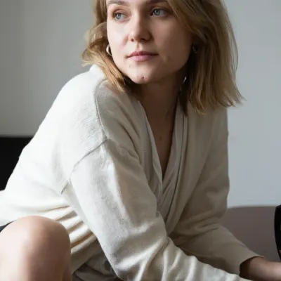 Юлиана, 25